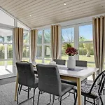 別荘 2 Bedroom Awesome In Vig