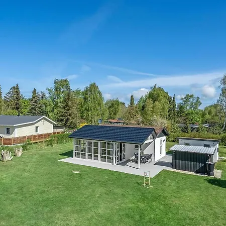 2 Bedroom Awesome In *