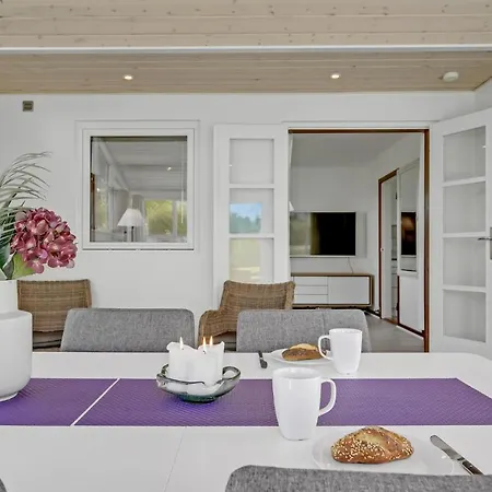 2 Bedroom Awesome In