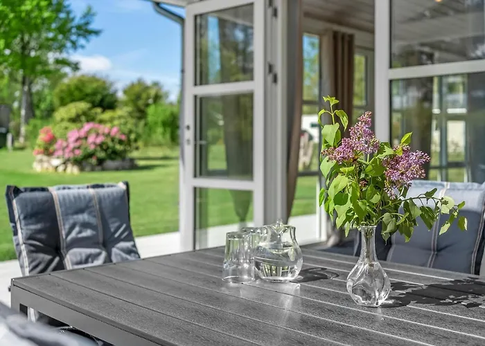 2 Bedroom Awesome In Сasa de vacaciones *