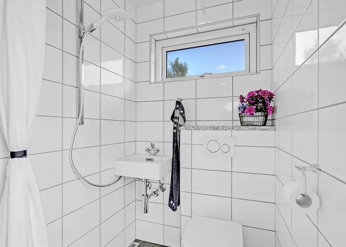 Сasa de vacaciones 2 Bedroom Awesome In